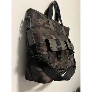 Aldo store brand camo travel bag